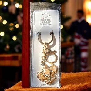 Nicole Elegant Gold Key Holder with Charms